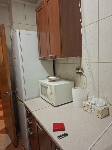 Drumul Taberei, Piata Valea Ialomitei,