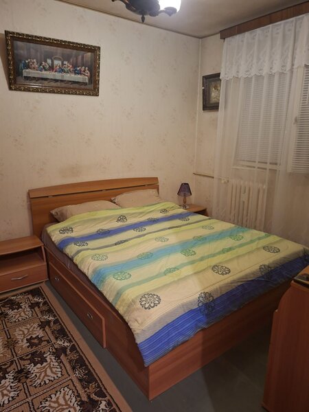 Drumul Taberei, Piata Valea Ialomitei,