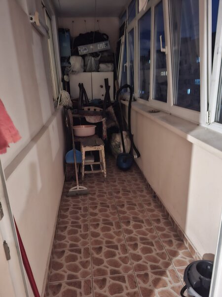 Drumul Taberei, Piata Valea Ialomitei,